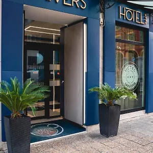 4* Otel Univers